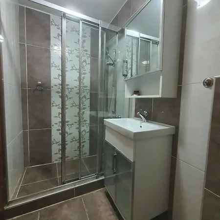 Hotel Omar Sultan Park *