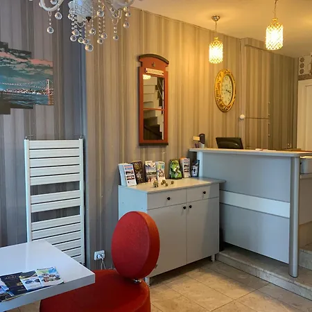 ホテル Omar Sultan Park *