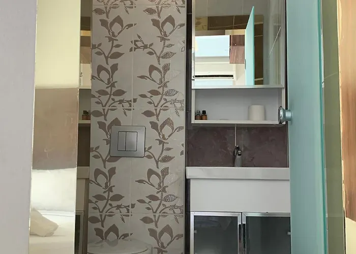 Omar Sultan Park * Istanbul