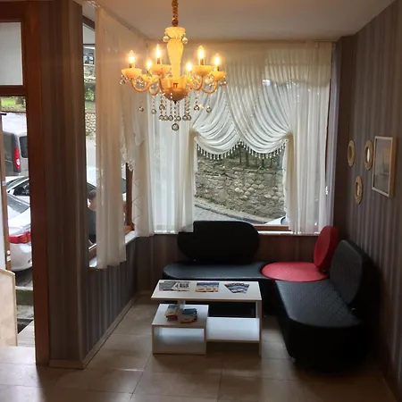 Hotel Omar Sultan Park *